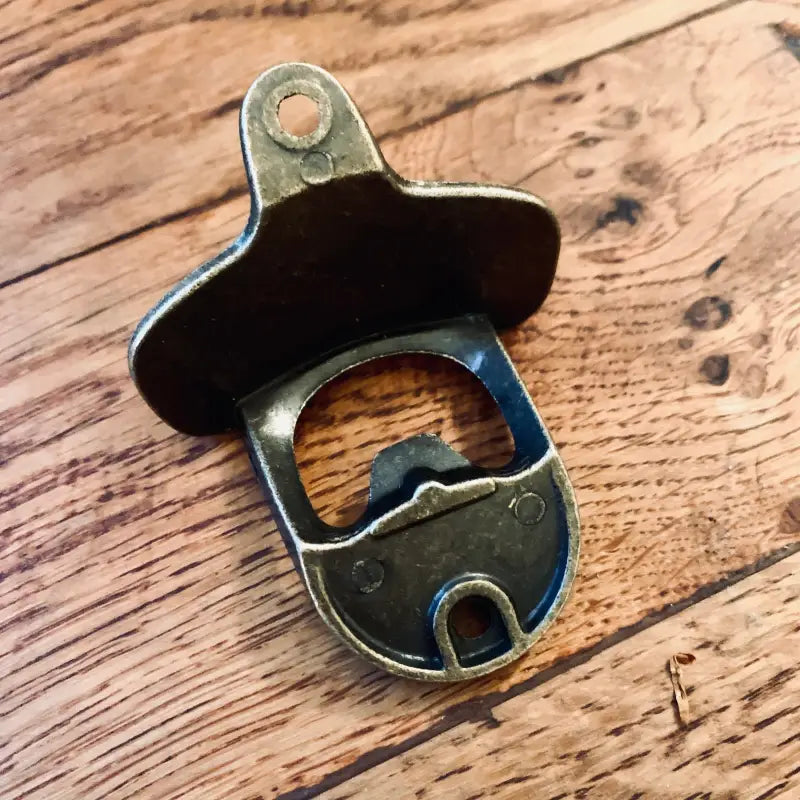 Apribottiglie da muro Coca Cola vintage in metallo - Italia 1990 - Apribottiglie