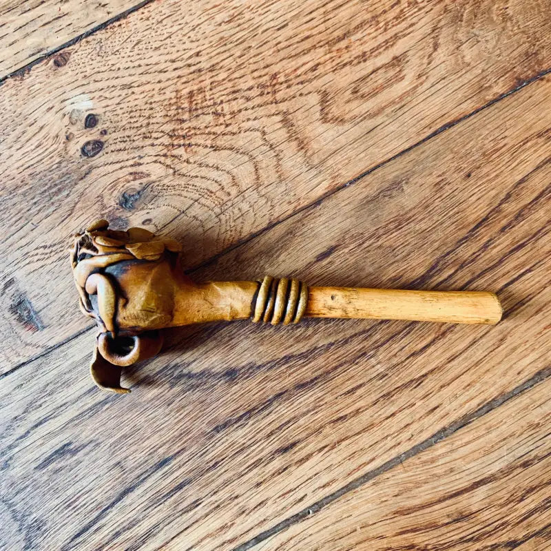 Pipa Vintage Intagliata a Mano con Motivo Grottesco - URSS 1950 - Pipe