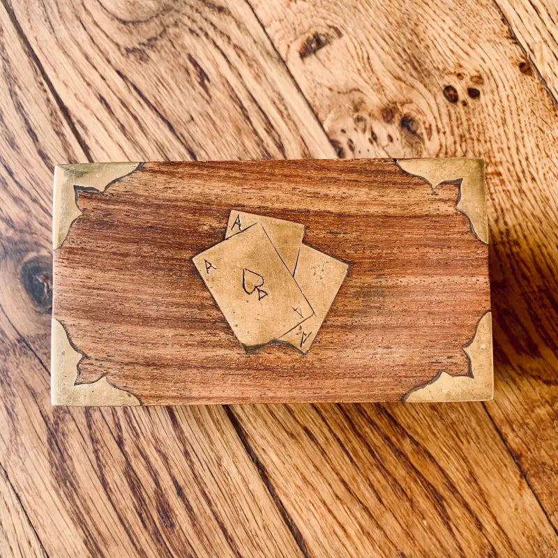 Set di 2 porta carte da gioco in legno per bambini, adulti e anziani Set di 2 porta carte da gioco in legno per bambini, adulti e anziani