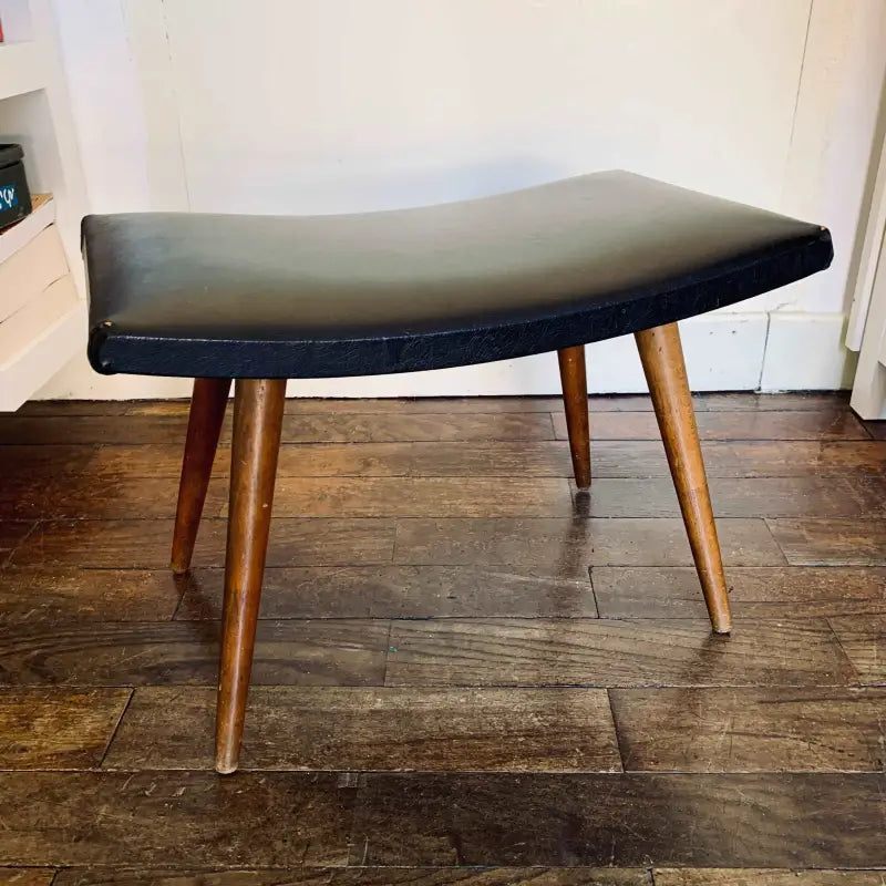 Sgabello vintage in legno con seduta in pelle nera - Olanda 1960 - Sgabelli