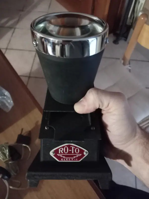 Vecchio ingranditore per Diapostive - Attrezzatura Foto