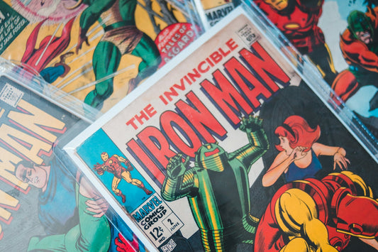 Pila di fumetti vintage da collezione