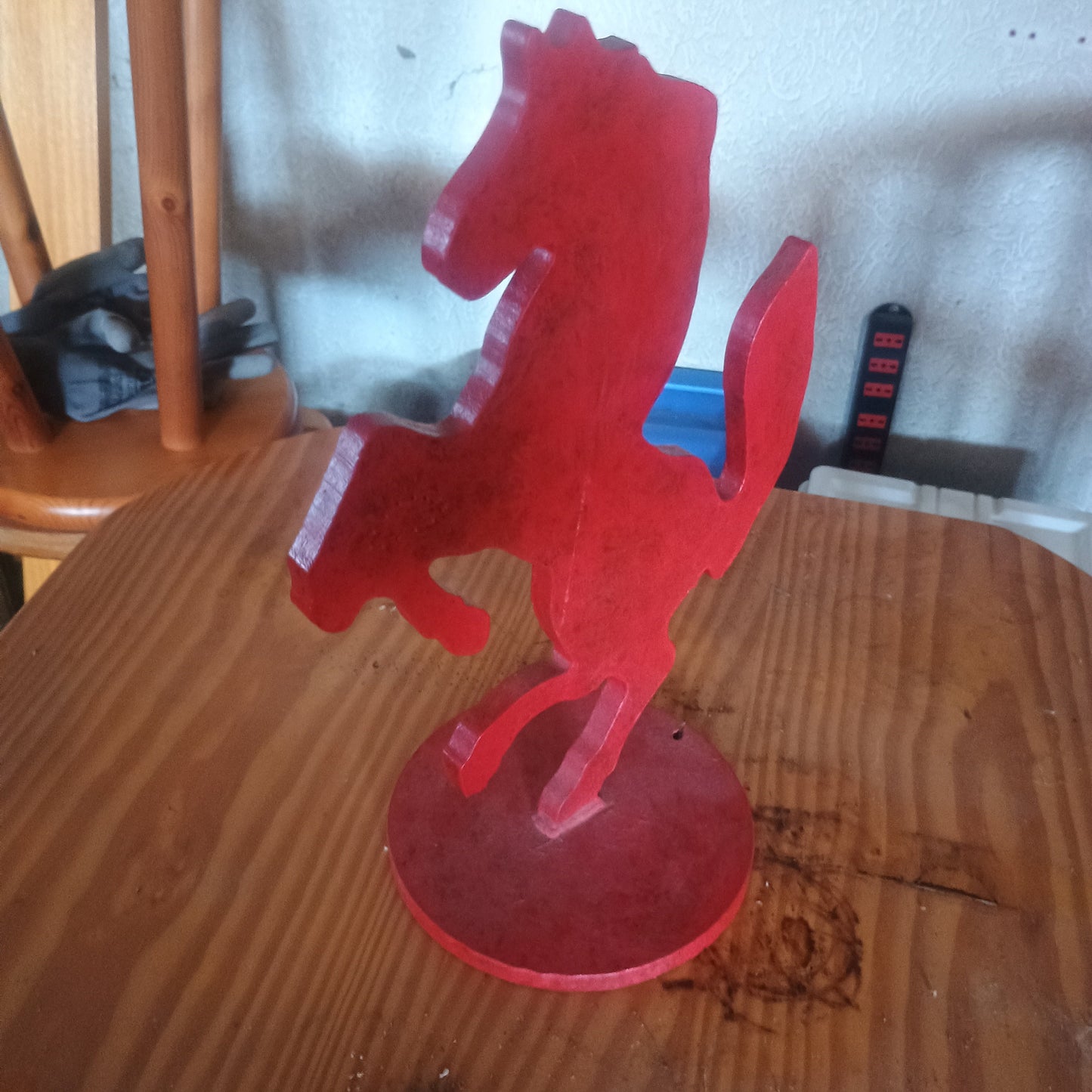 Scultura in ferro artigianale raffigurante il Cavallino Rampante della Ferrari
