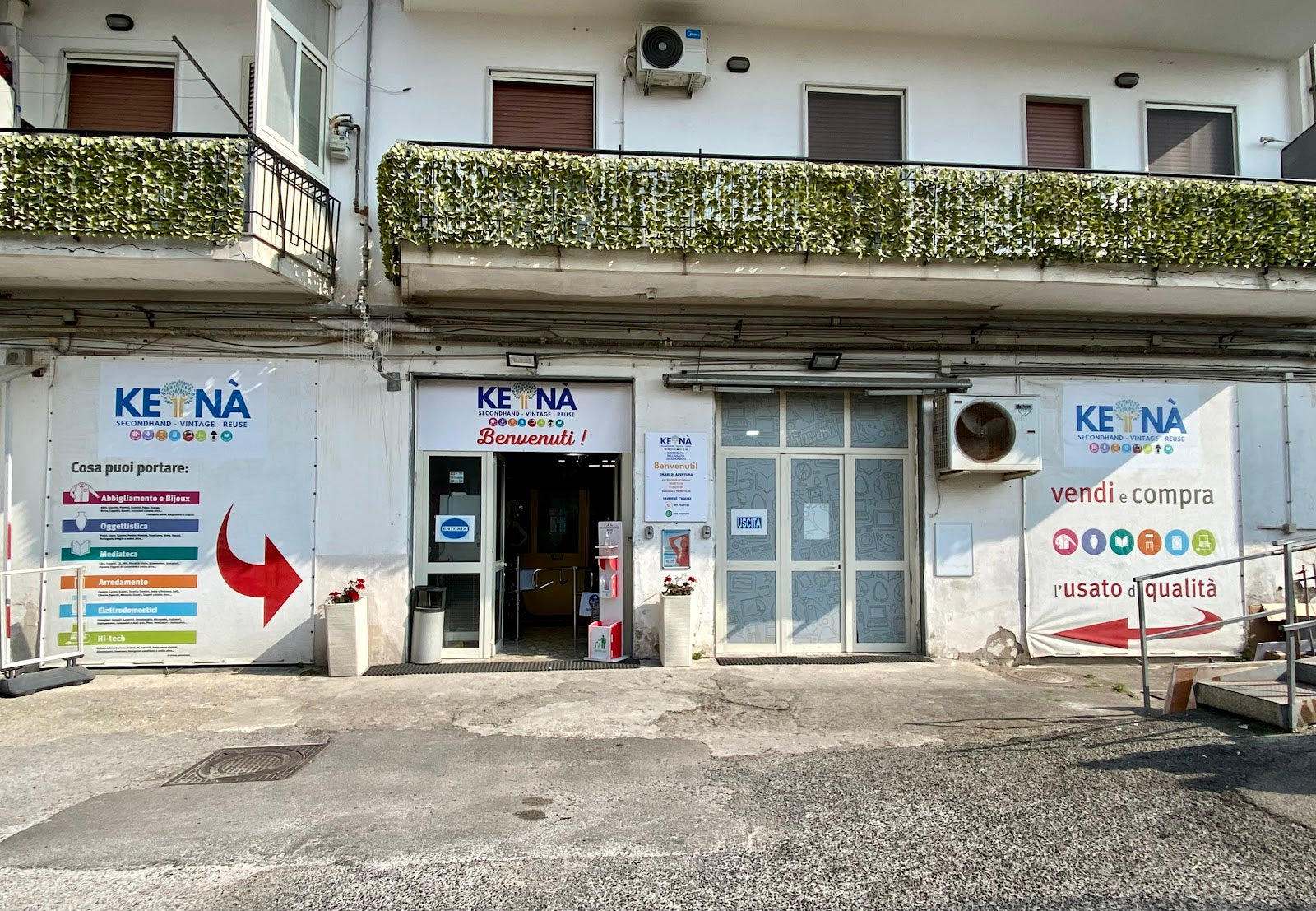KEYNÀ - il mercato dell’usato selezionato - negozio vintage a Napoli (foto via Google Maps)