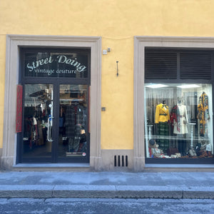 Street Doing Vintage Couture Firenze