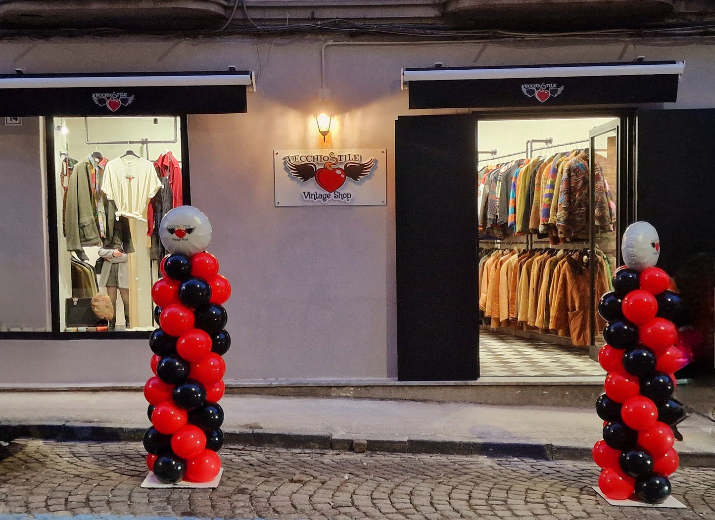 VECCHIO STILE VINTAGE SHOP - negozio vintage a Napoli (foto via Google Maps)
