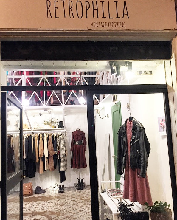 Retrophilia Vintage Clothing - negozio vintage a Napoli (foto via Google Maps)