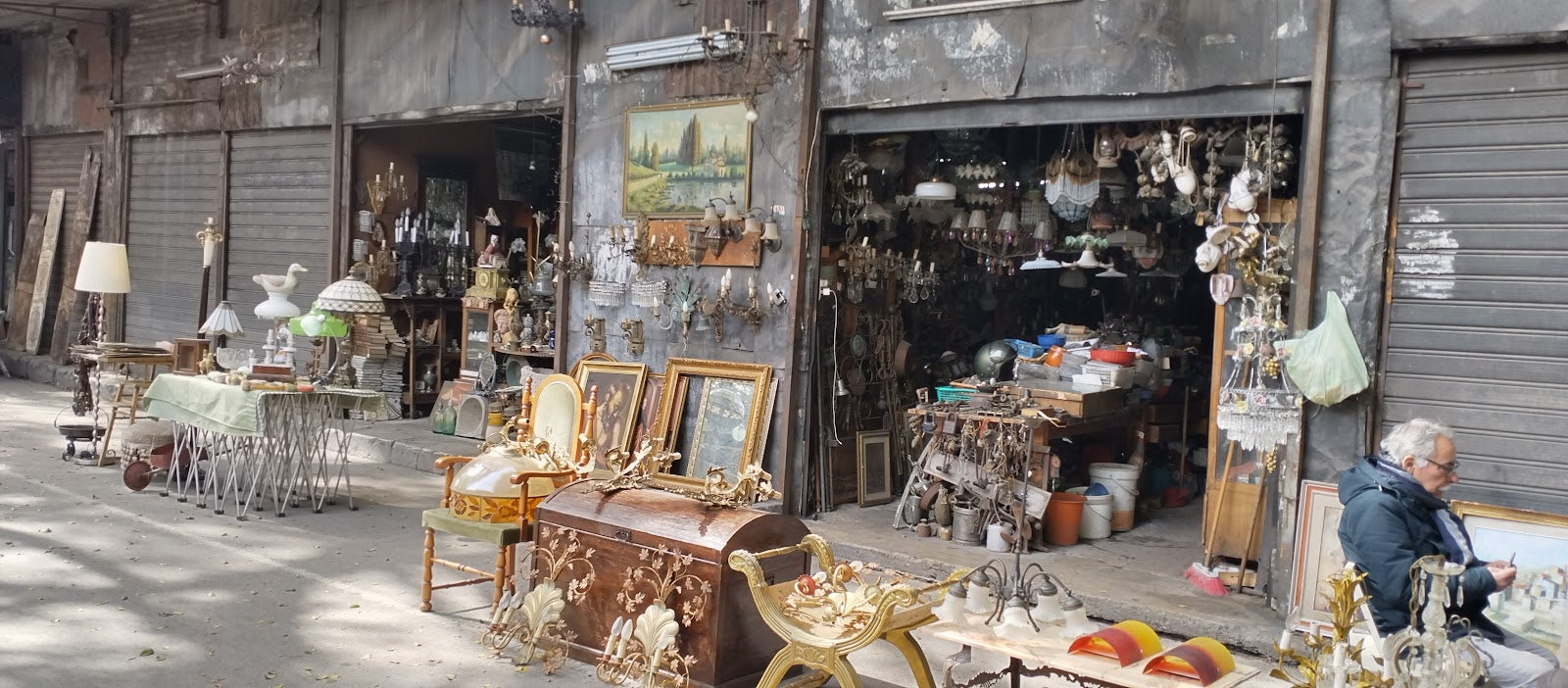 Mercato delle Pulci - negozio vintage a Palermo (foto via Google Maps)