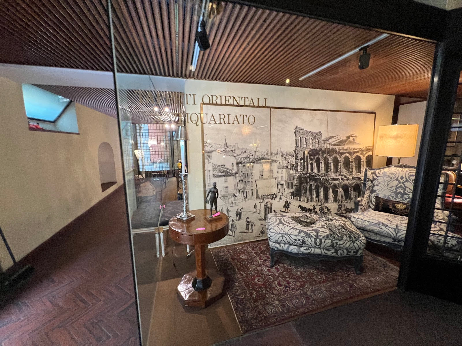 Lonardelli Antiquariato e Arredamento in Stile - negozio vintage a Verona (foto via Google Maps)