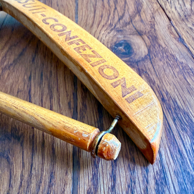 Gruccia Vintage Appendiabiti in legno Rene Blanche - Italia 1975