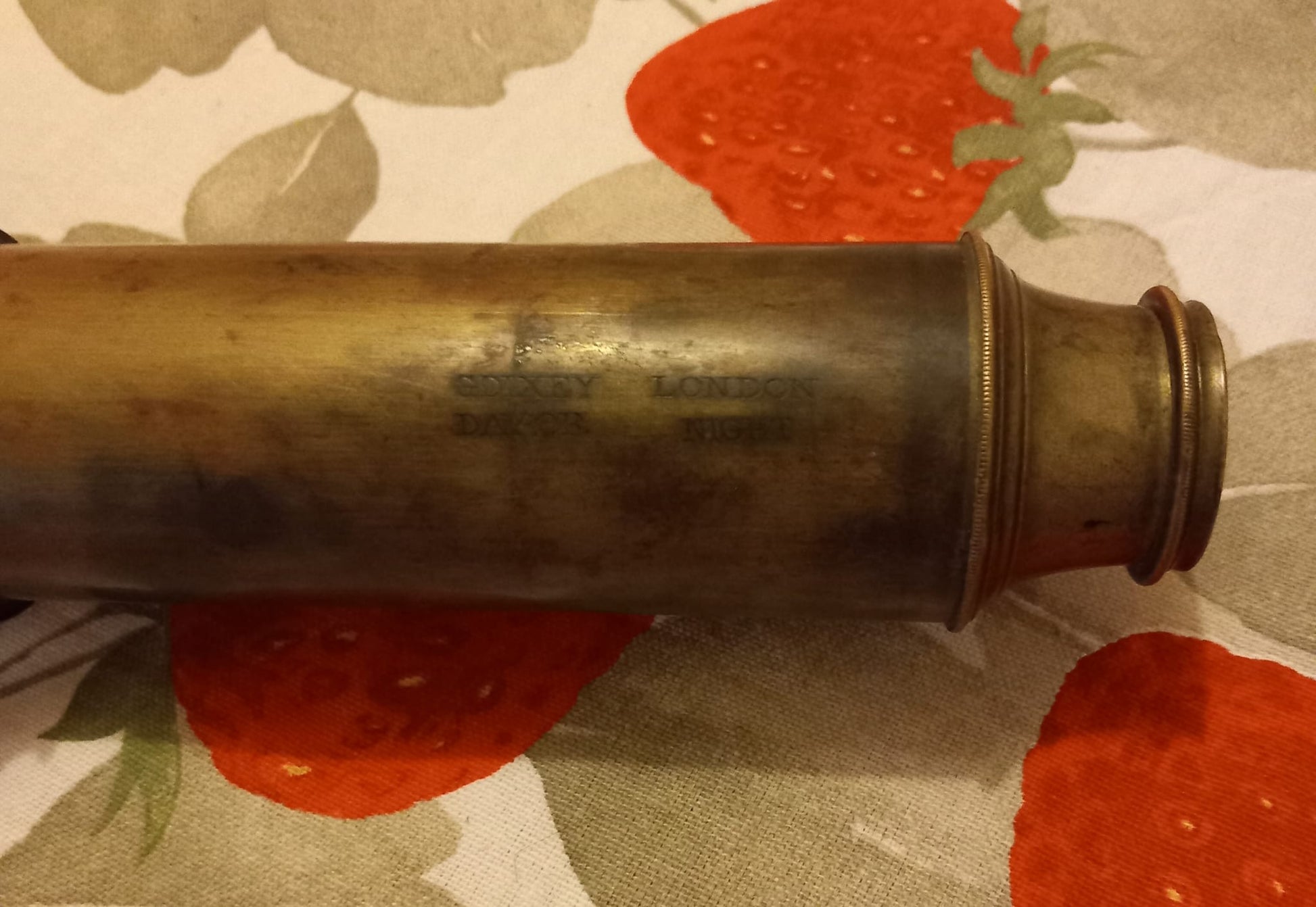 Cannocchiale antico terrestre con custodia originale