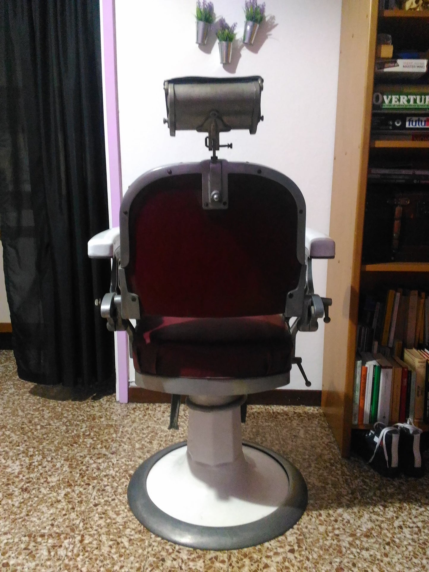 Poltrona da barbiere Vintage Bordeaux anni 50