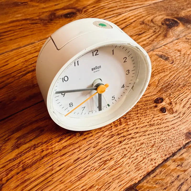 Braun 4748 Sveglia vintage design Dieter Rams - Germania 1980 - Sveglie