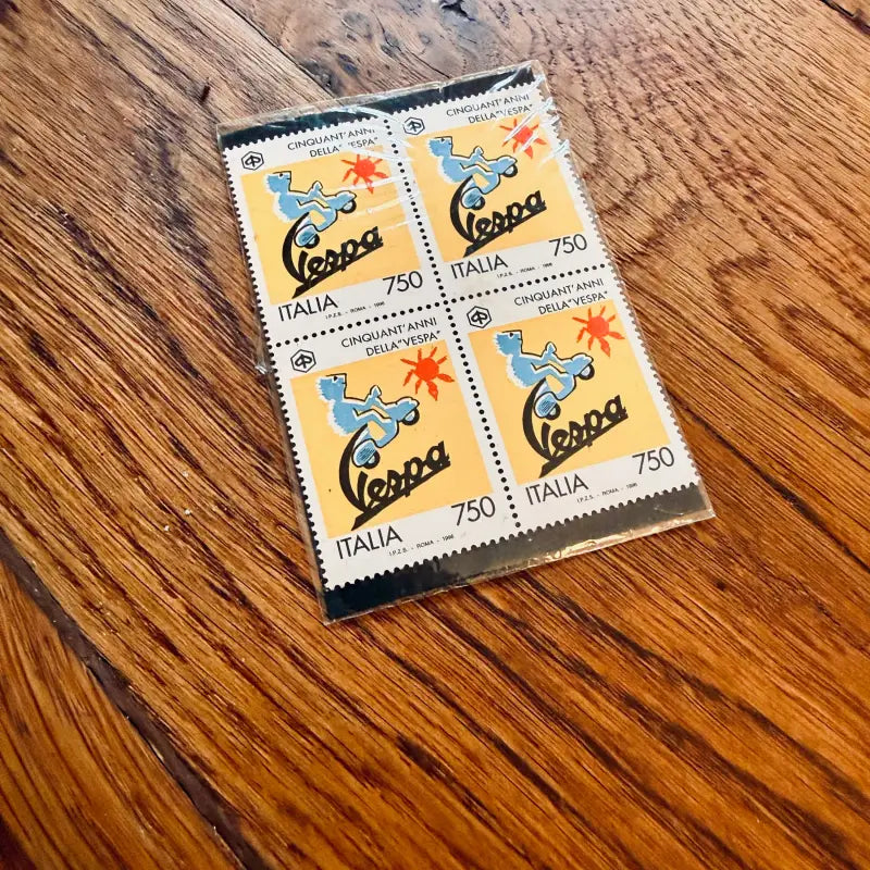 Foglio Francobolli 50 Anni Vespa Anniversario 750 Lire - Italia 1996 - Francobolli