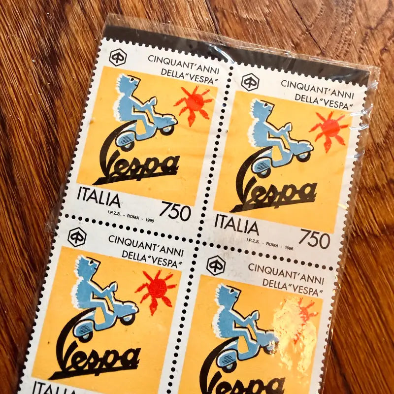 Foglio Francobolli 50 Anni Vespa Anniversario 750 Lire - Italia 1996 - Francobolli