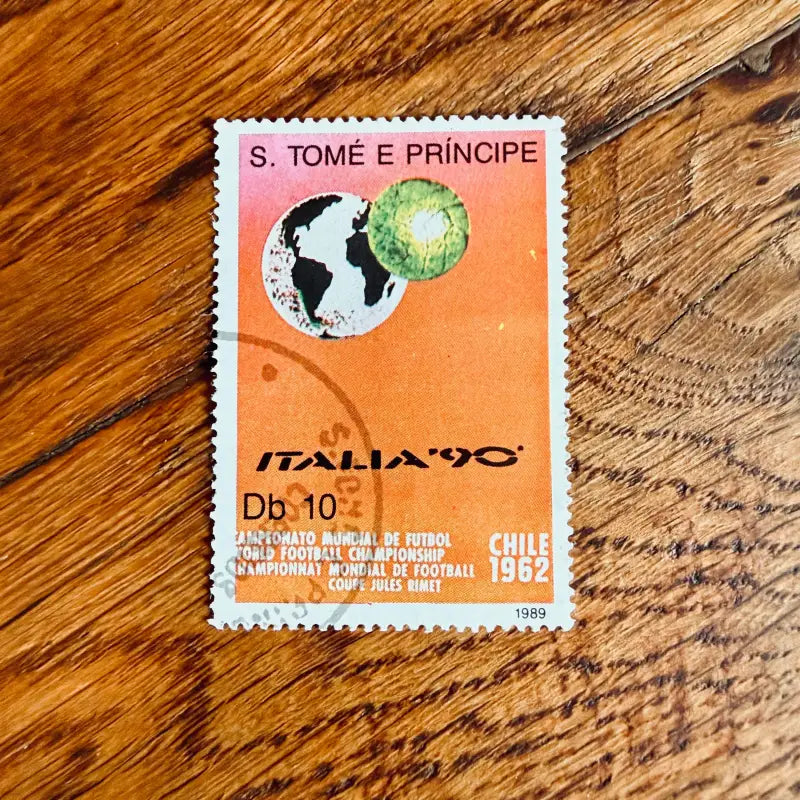 Francobollo Italia ’90 Mondiali di Calcio Chile 1962 S.Tomé e Principe - Italia 1989 - Francobolli