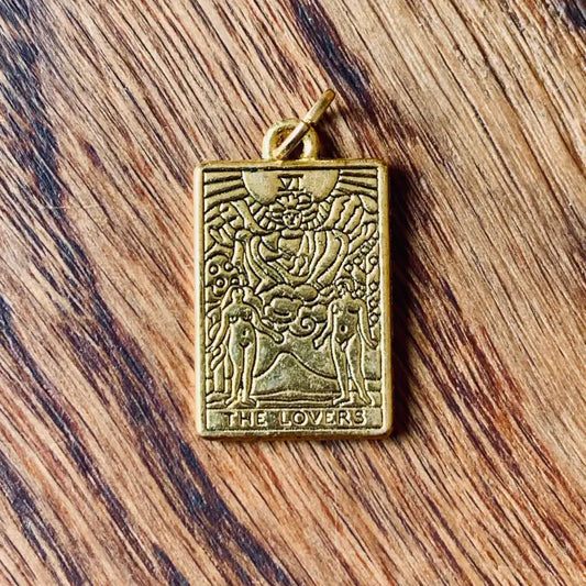 Gli Amanti tarocchi ciondolo vintage in metallo placcato oro - Spagna 2000 - Ciondoli