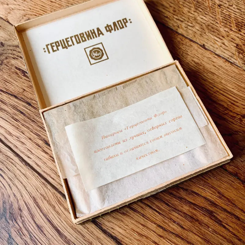 Vintage box with Herzegovina Flor Stalin cigarettes – Dispensa Vintage