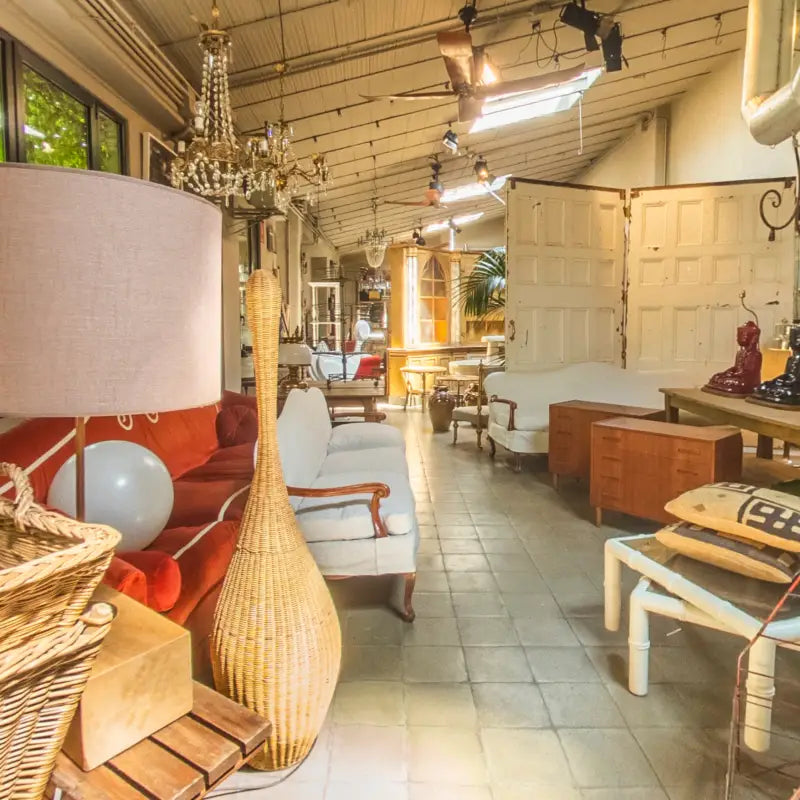 Spazio Monica Lupi - Negozi vintage